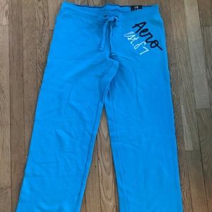 Aero Live Love Dream Dorm pants. Fleece.